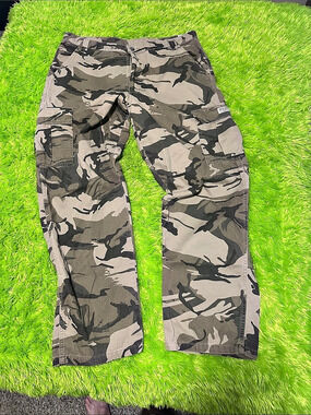 Wrangler Authentic Issue Cargo Pants Men's Camo Waist 38 x 32
